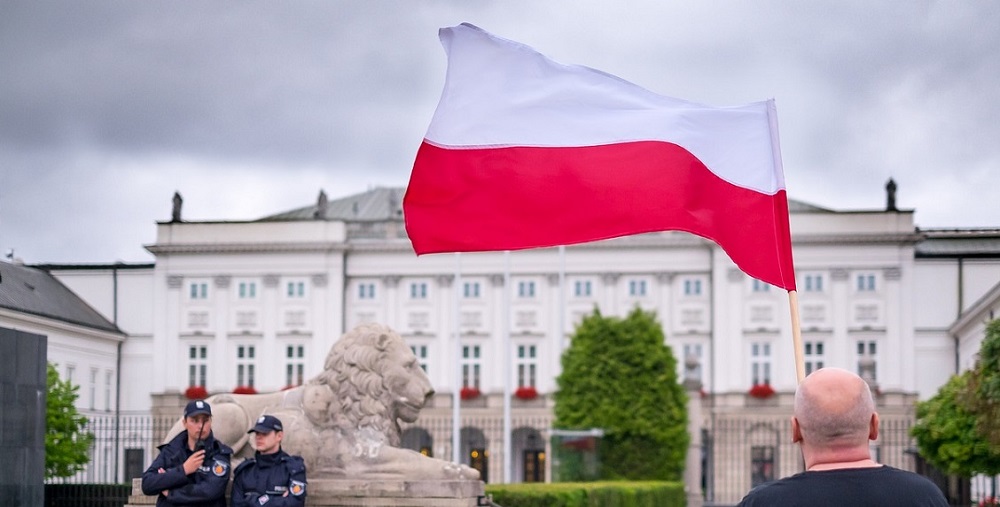 Kriza e cmimeve, Polonia do shperndaje 1 mld dollare ndihma per familjet